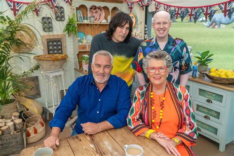 Meet the Best 'Bake Off' Hosts Ranked