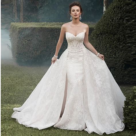 Bridal Dresses With Detachable Train