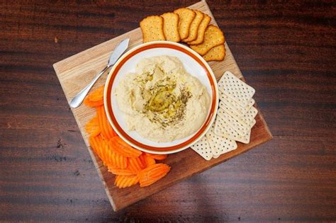 6 Creative Ways To Enjoy Hummus Beyond The Pita Chip