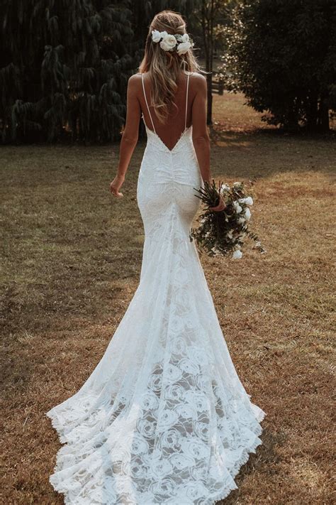 Lace Backless Wedding Dresses