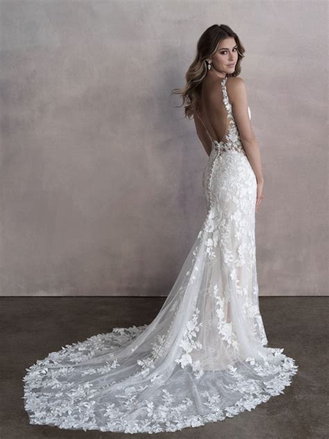 Lace Sheath Bridal Gowns