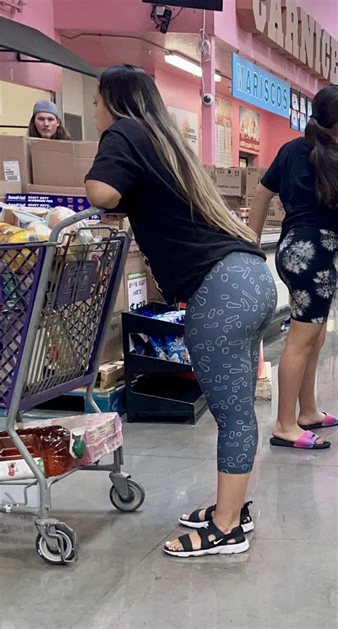 Latina Ass